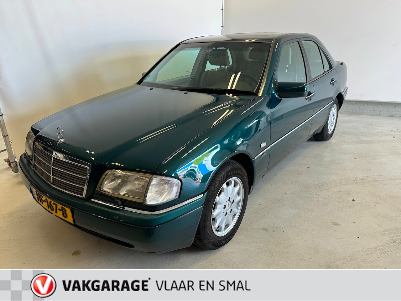 Mercedes-Benz C-klasse - C280 6 cilinder Automaat Netjes en roest vrij alle facturen erbij Leder verwarming electr - AutoWereld.nl
