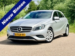 Mercedes-Benz A-klasse - 180 Navi Airco LMV PDC Xenon 122PK Trekhaak Cruise Control NAP Perfect Onderhouden NAP