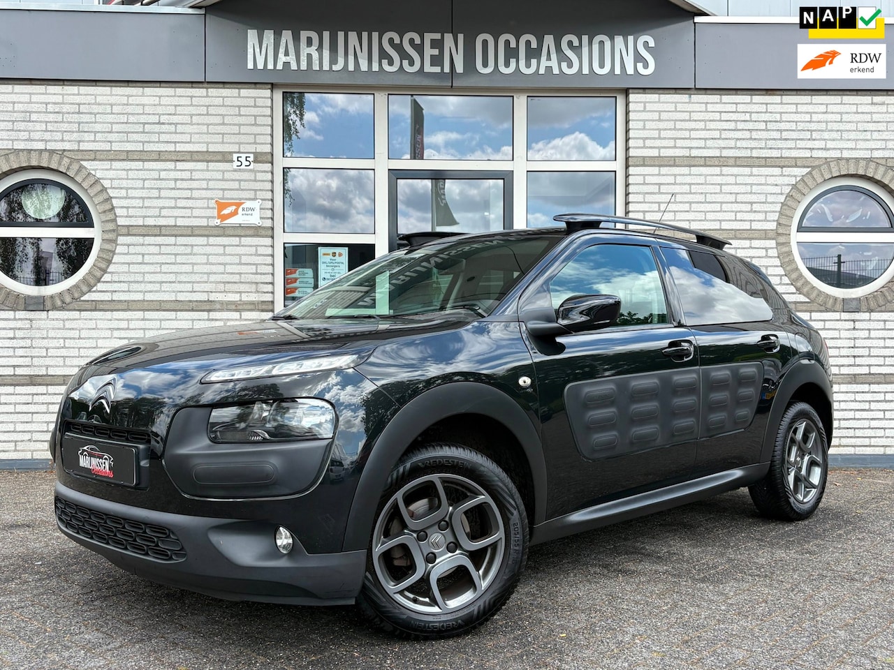 Citroën C4 Cactus - 1.2 PureTech Shine |Cam|Cruise|Navi| - AutoWereld.nl