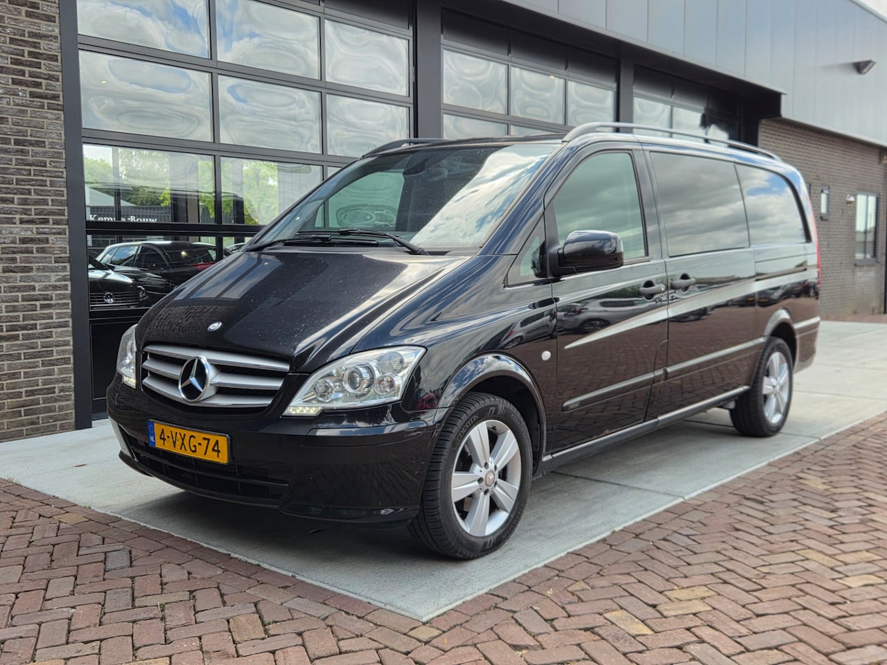 Mercedes-Benz Vito - 113 CDI 320 Lang DC Luxe AUT - AutoWereld.nl