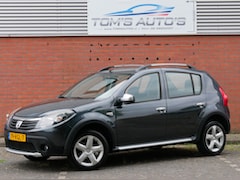 Dacia Sandero Stepway - 1.6 . airco trekhaak. zeer mooi