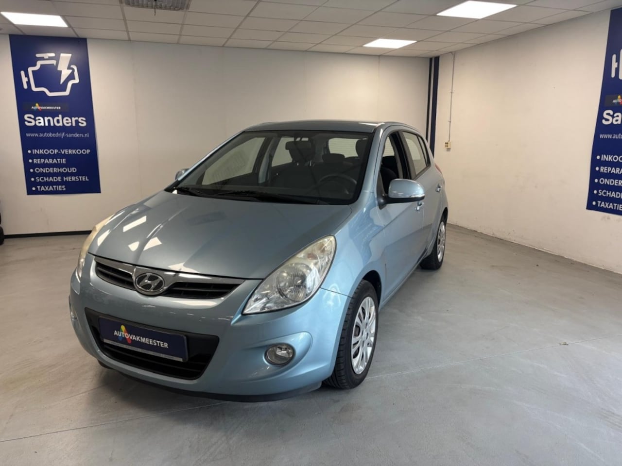 Hyundai i20 - 1.2i Plus 1.2i Plus - AutoWereld.nl