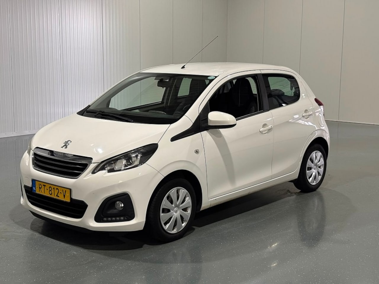 Peugeot 108 - 1.0 e-VTi Active ✅ 5dr ✅ Airco ✅ Dealer onderh - AutoWereld.nl