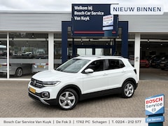 Volkswagen T-Cross - 1.0 TSI Style / Adaptieve Cruise-Control / Stoelverwarming / Trekhaak / Apple-Carplay & An
