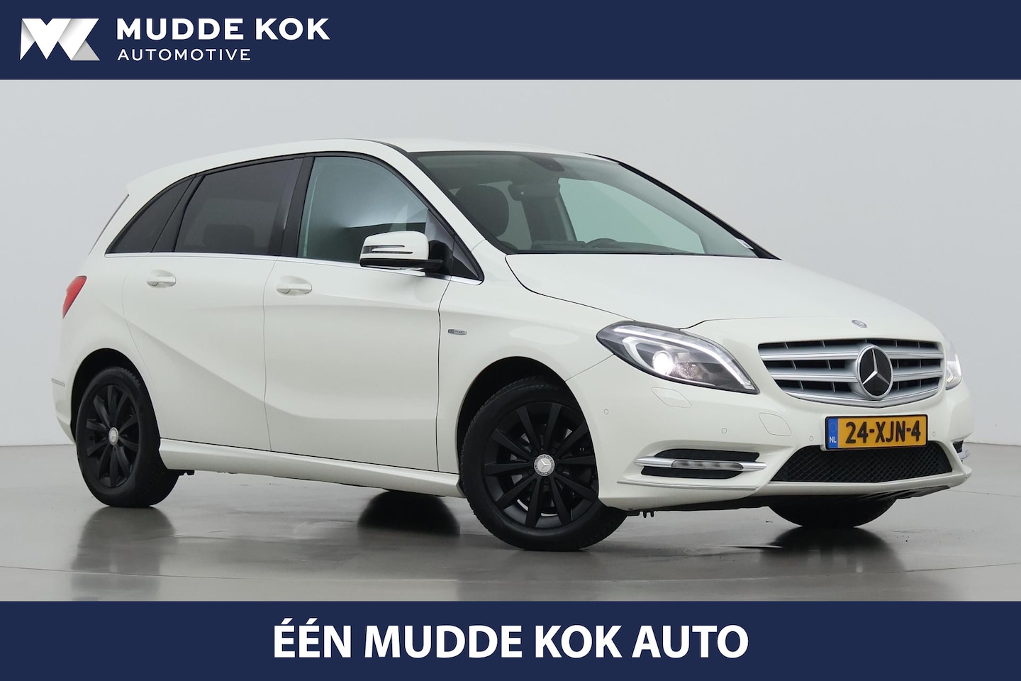 Mercedes-Benz B-klasse - 200 Ambition | Trekhaak | Bi-Xenon | Parkeersensoren | Navigatie | Cruise Control | Getint - AutoWereld.nl