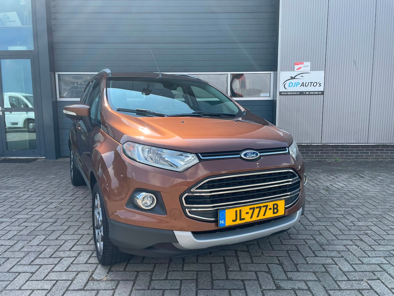 Ford EcoSport - 1.0 EcoBoost Titanium Cruise control / Trekhaak / Navigatie / Airco (auto) / Dakrails LM-velgen Etc! - AutoWereld.nl