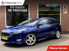 Ford Focus Wagon - 1.0 ST line Titanium | Airco | Navi | Camera | Cruise | Voorruitverwarming | ST look