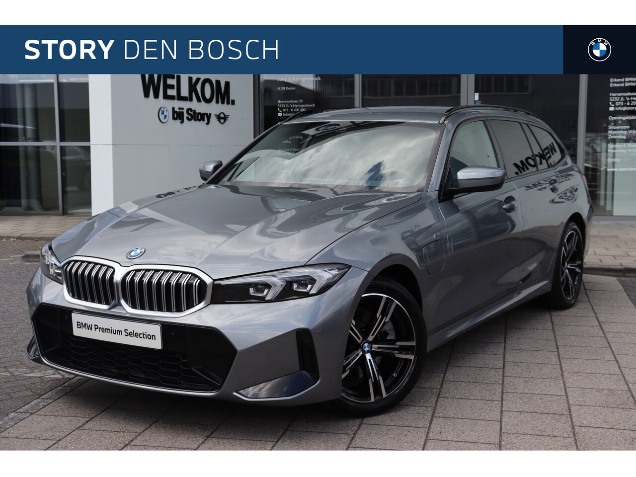 BMW 3-serie Touring - 330e M Sport Automaat / Trekhaak / Sportstoelen / Comfort Access / Achteruitrijcamera / St - AutoWereld.nl