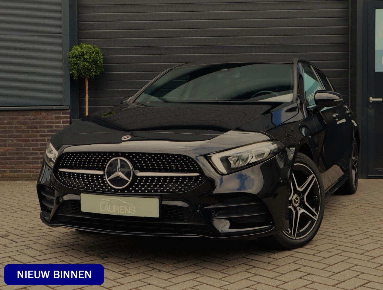 Mercedes-Benz A-klasse - 250 e AMG Line | Pano | Camera | sfeerverlichting | Stoelverwarming - AutoWereld.nl