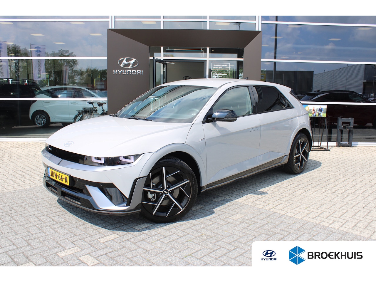 Hyundai IONIQ 5 - N Line Edition Limited 84 kWh | Achterbank in delen neerklapbaar | Achterruitverwarming | - AutoWereld.nl