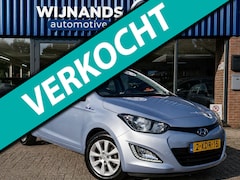 Hyundai i20 - 1.2i i-Deal Dealer Onderhoud Pdc Led Airco APK
