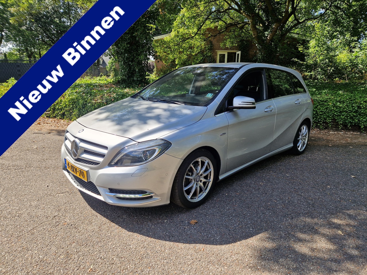 Mercedes-Benz B-klasse - 180 Ambition 180 Ambition, nette staat, 2012 facelift, nw apk - AutoWereld.nl