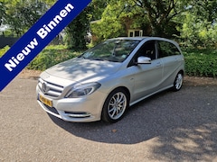 Mercedes-Benz B-klasse - 180 Ambition, nette staat, 2012 facelift, nw apk
