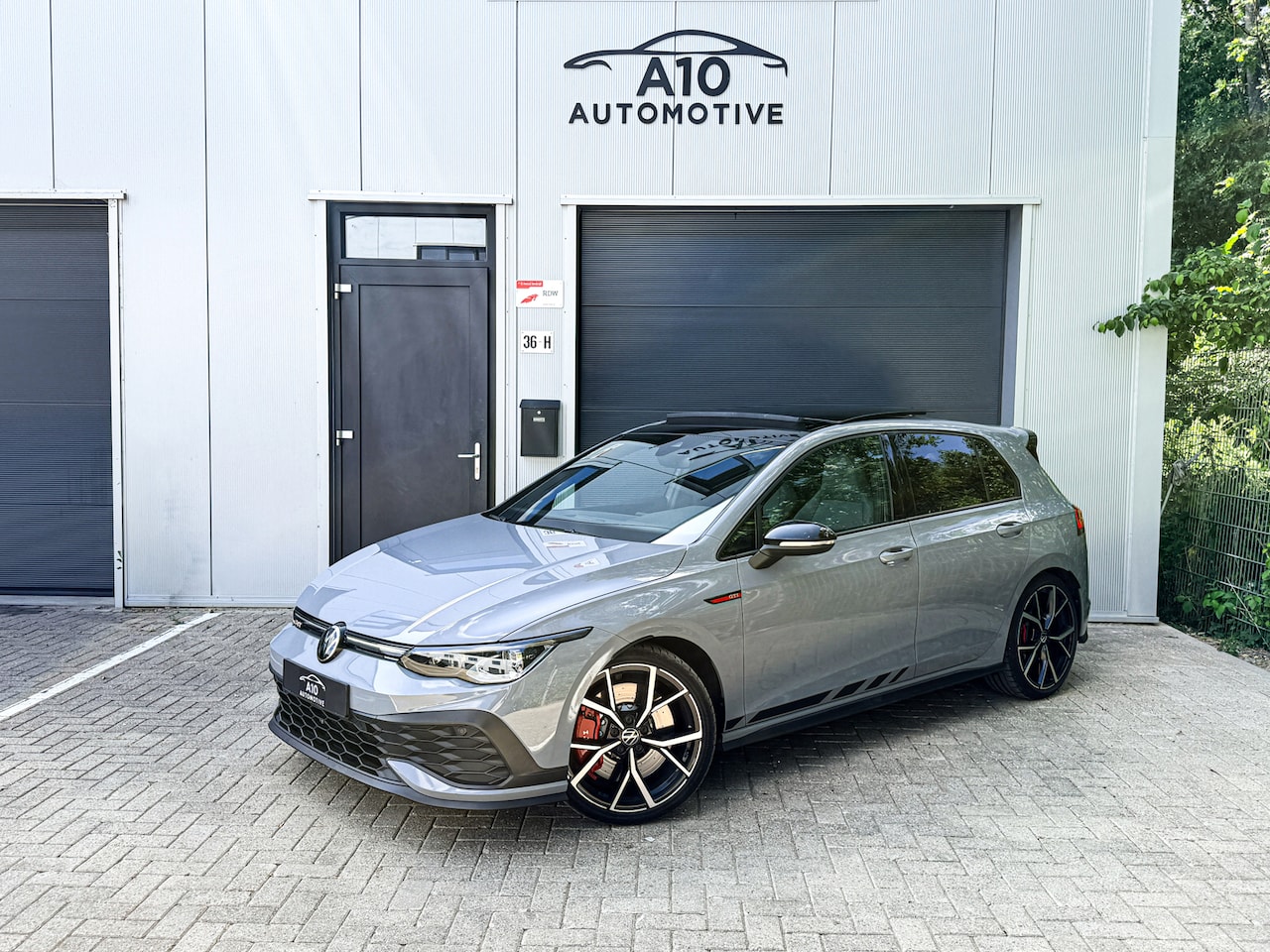 Volkswagen Golf - 2.0 TSI GTI Clubsport Blackstyle | H&K | Memory | Pano | Nürburgring - AutoWereld.nl