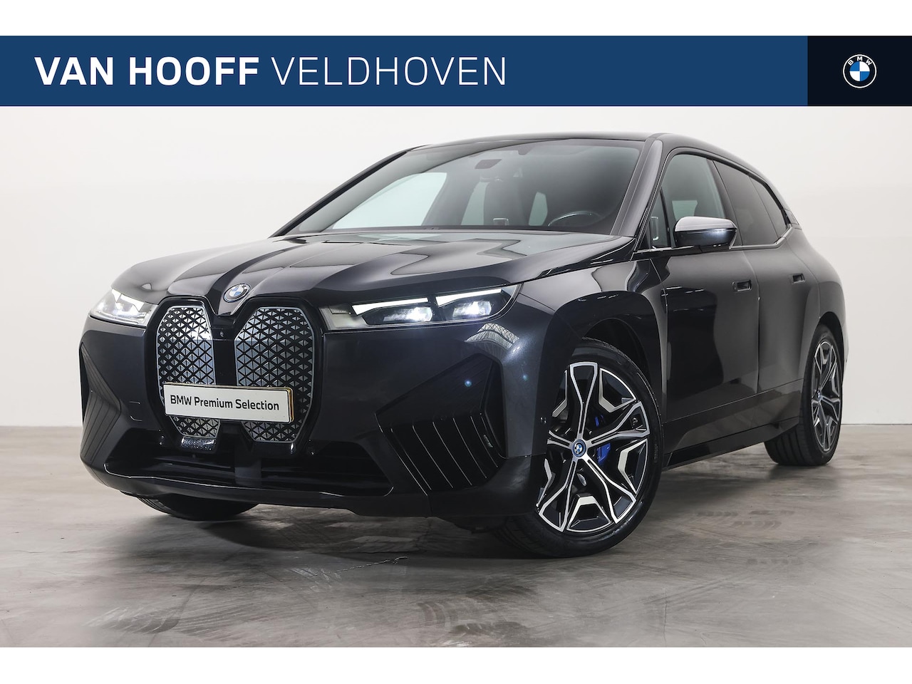 BMW iX - xDrive40 High Executive Sport / Panoramadak Sky Lounge / Stoelverwarming / Stoelverwarming - AutoWereld.nl