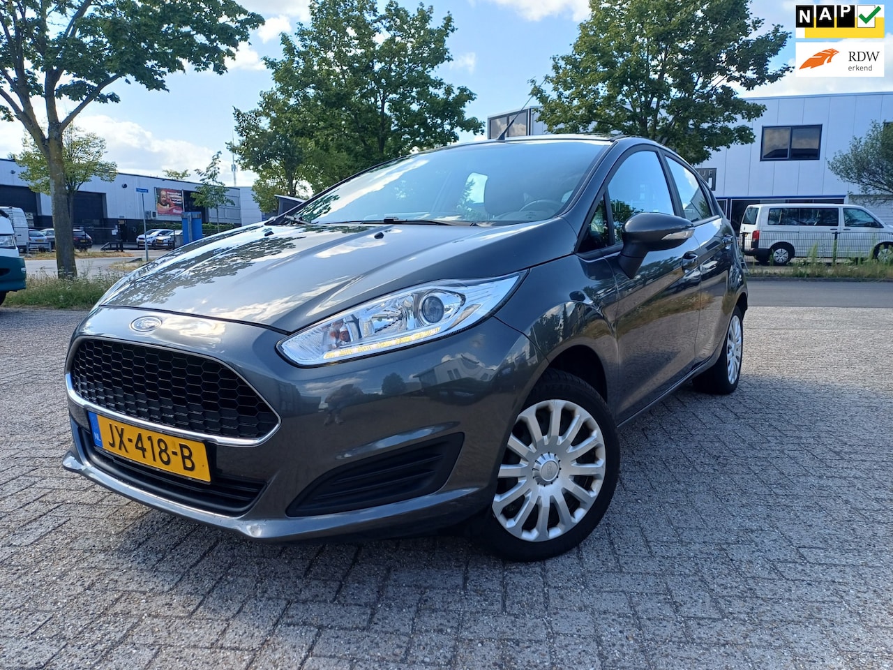 Ford Fiesta - 1.0 Style AIRCO/NAVI/5DEURS - AutoWereld.nl