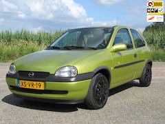 Opel Corsa - 1.4i Strada