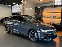 Volkswagen Golf - 8.5 1.5 eTSI R-Line Facelift Panorama Achteruitrijcamera