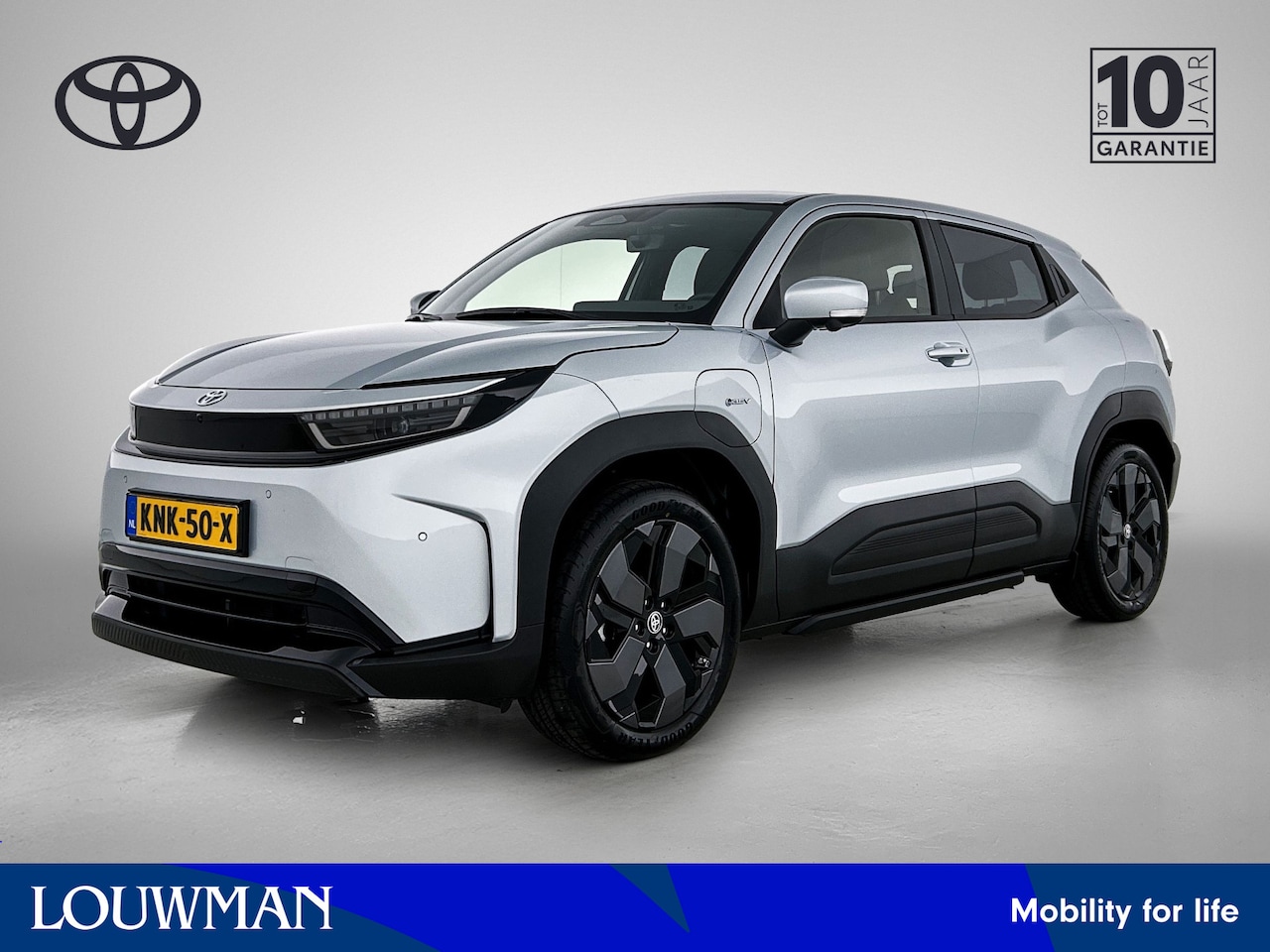 Toyota Urban Cruiser - Executive 61 kWh *EV-Deal* | JBL | Panorama dak | Stoelverwarming | - AutoWereld.nl