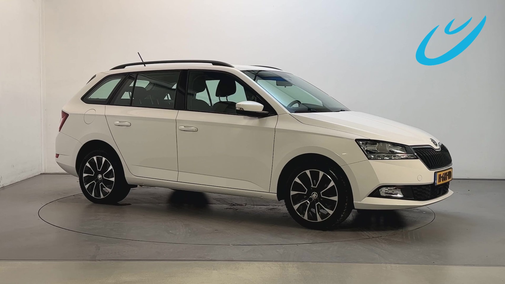 Skoda Fabia Combi - 1.0 TSI Business Edition App-Connect Parkeersensoren Airco Trekhaak - AutoWereld.nl