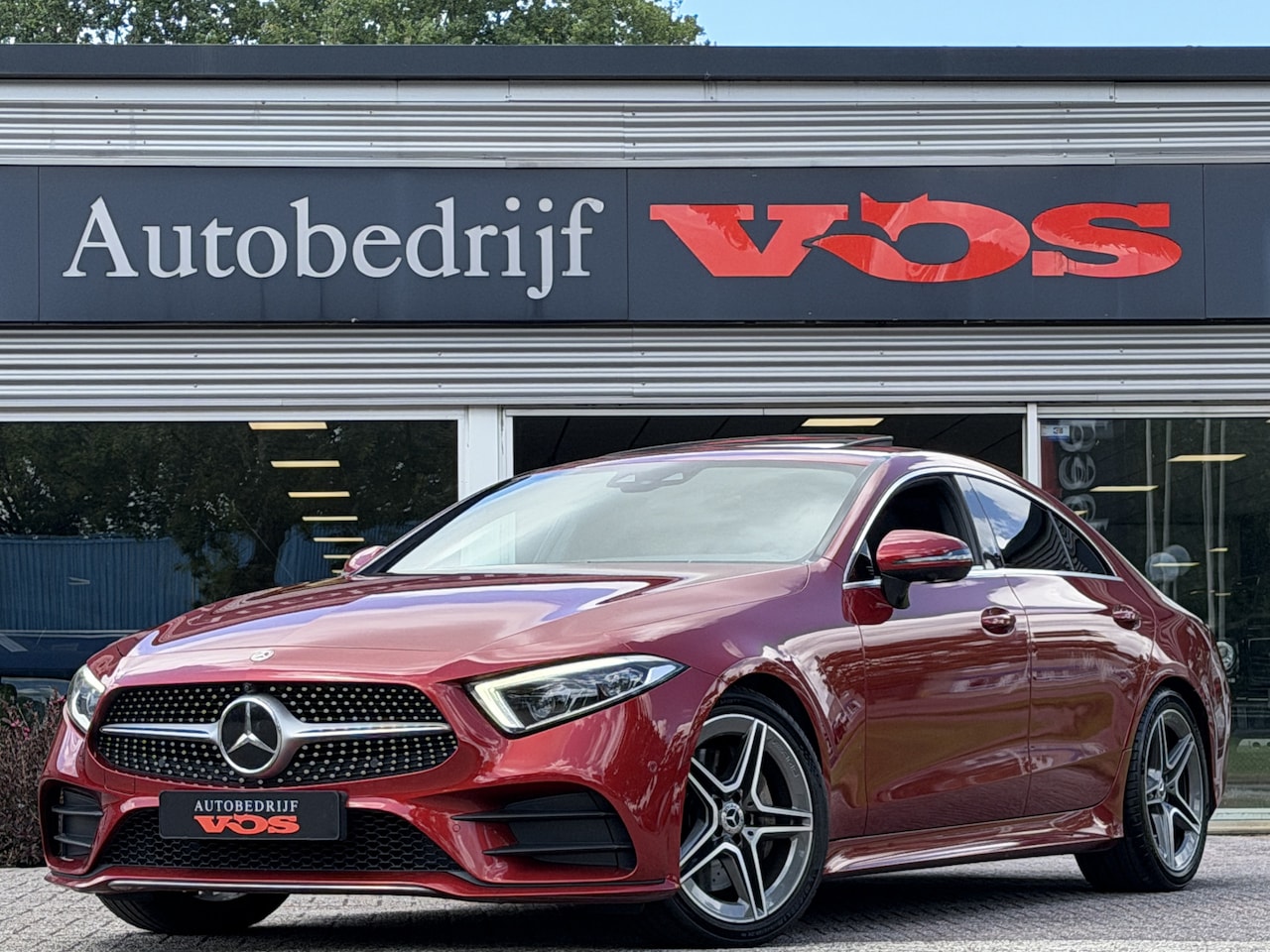 Mercedes-Benz CLS-klasse - 350 AMG-Line | 360 camera | ACC | Glasdak | Multibeam - AutoWereld.nl