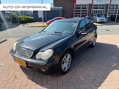 Mercedes-Benz C-klasse - 180 K. Automaat Leer Navi Pano