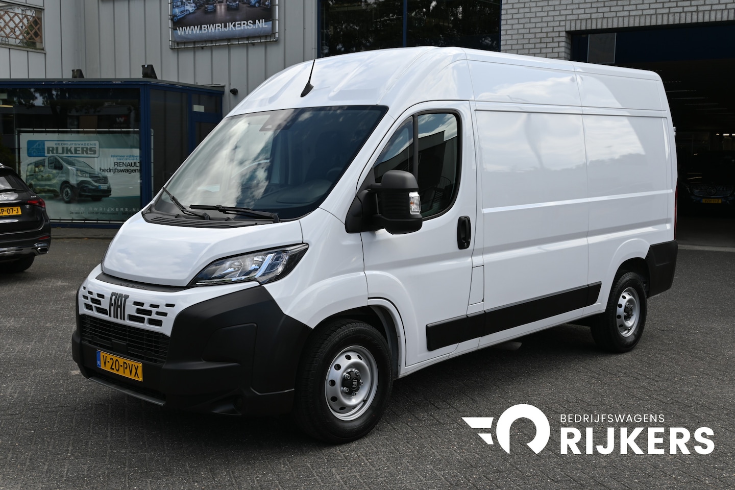 Fiat Ducato - 2.2 140 pk L2H2 3.5t Airco, Camera, 270 Graden achterdeuren - AutoWereld.nl