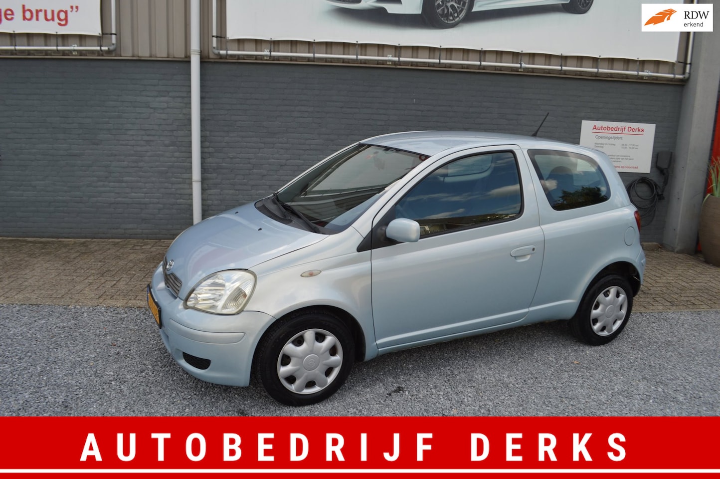 Toyota Yaris - 1.0 VVT-i S-Line Airco Stuurbekrachtiging Jaar APK Nette Staat - AutoWereld.nl