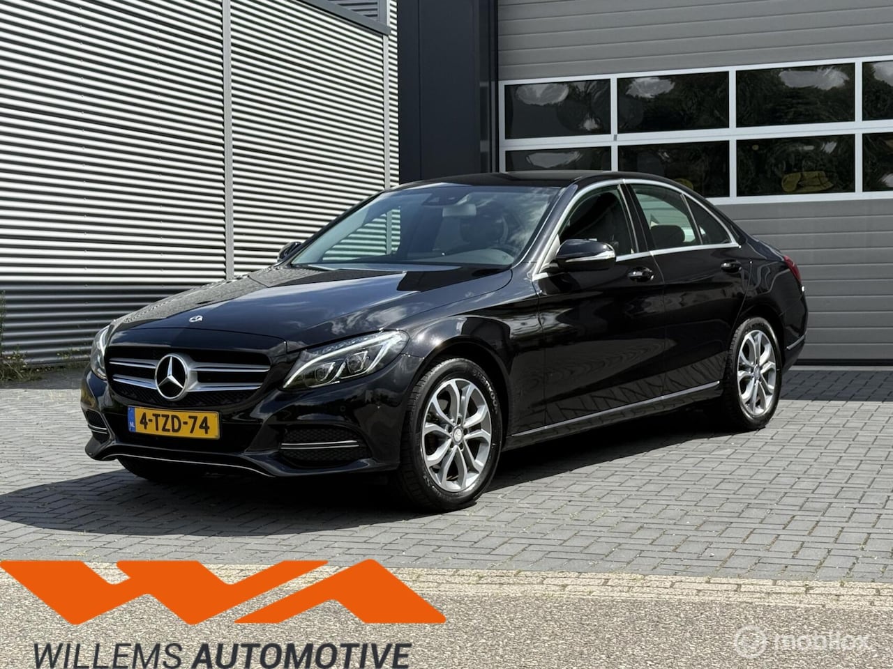 Mercedes-Benz C-klasse - 180 Ambition Automaat / Led - AutoWereld.nl