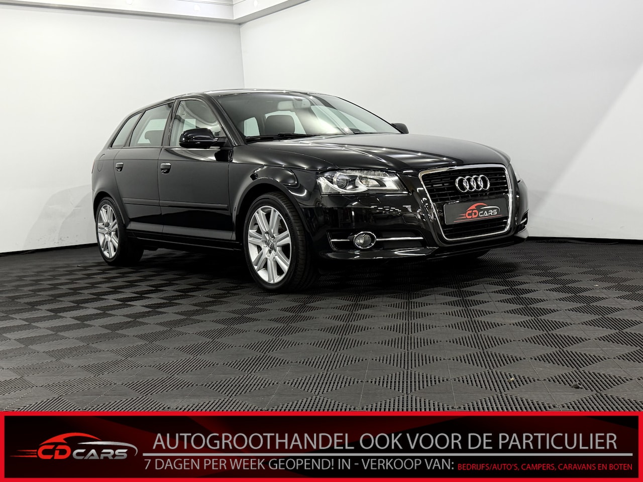 Audi A3 Sportback - 1.2 TFSI Ambition Advance Parkeersensoren, Navi, Cruise control, Lichtmetalen velgen, Clim - AutoWereld.nl