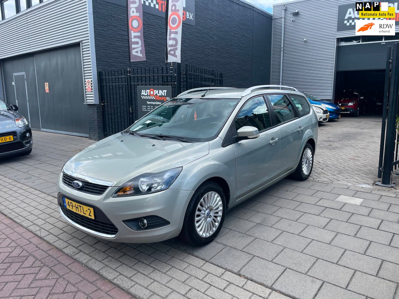 Ford Focus Wagon - 1.6 Titanium 3e Eigenaar! Trekhaak Airco PDC NAP APK - AutoWereld.nl