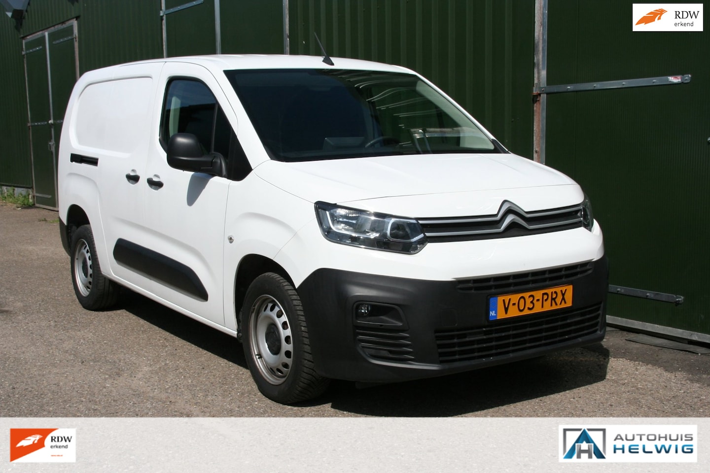 Citroën Berlingo XL - 1.2 PureTech Club BENZINE, AIRCO, NAVIGATIE, CRUISE CONTROLE - AutoWereld.nl
