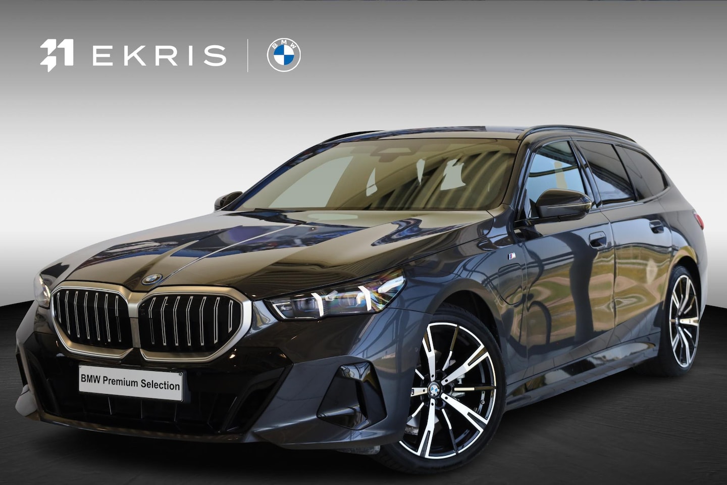 BMW 5-serie Touring - 530e xDrive | M Sportpakket | Panorama Dak | Harman/Kardon | Driving Assistant Professiona - AutoWereld.nl