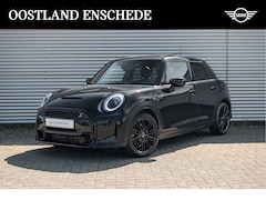 MINI Cooper S - Hatchback Classic Automaat / Panoramadak / Sportstoelen / Comfort Access / Achteruitrijcam