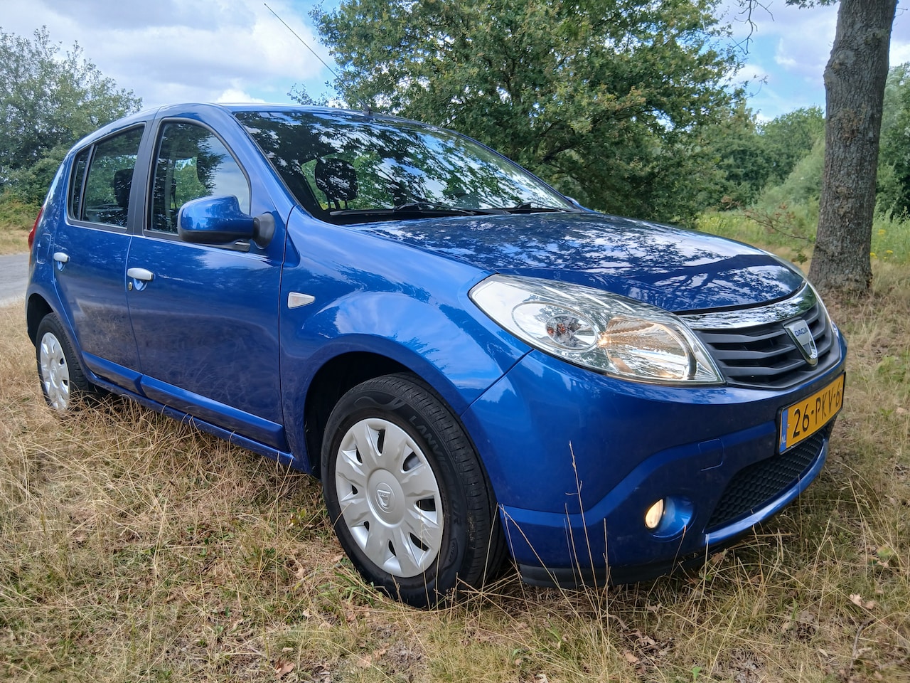 Dacia Sandero - 1.2 Lauréate - AutoWereld.nl