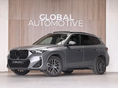BMW X1 - XDrive30e M sport - 326PK - PANORAMADAK - 360 CAMERA - HEAD UP