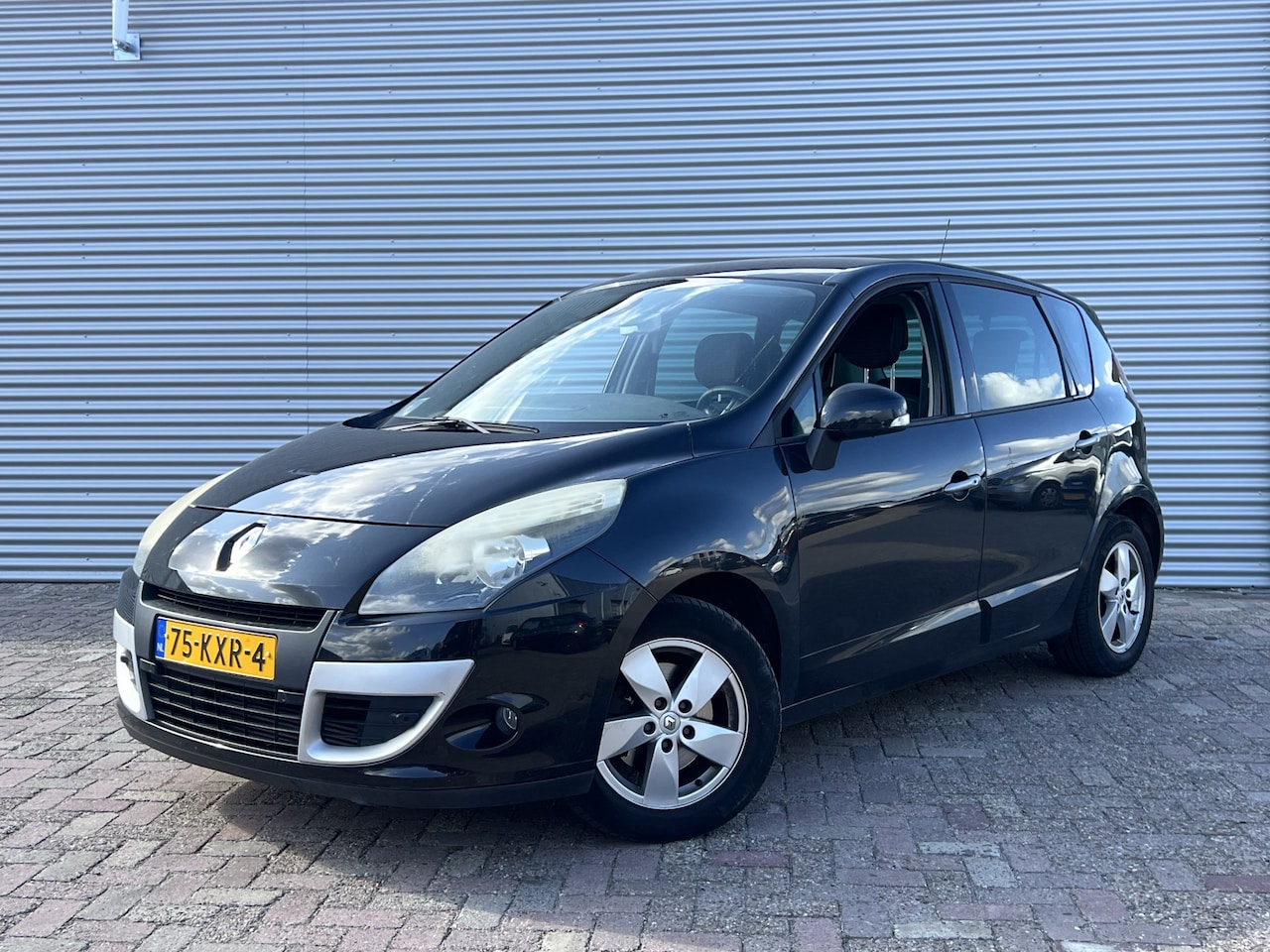 Renault Scénic - 1.4 TCE Dynamique | Navigatie | Trekhaak | Nieuw binnen! - AutoWereld.nl