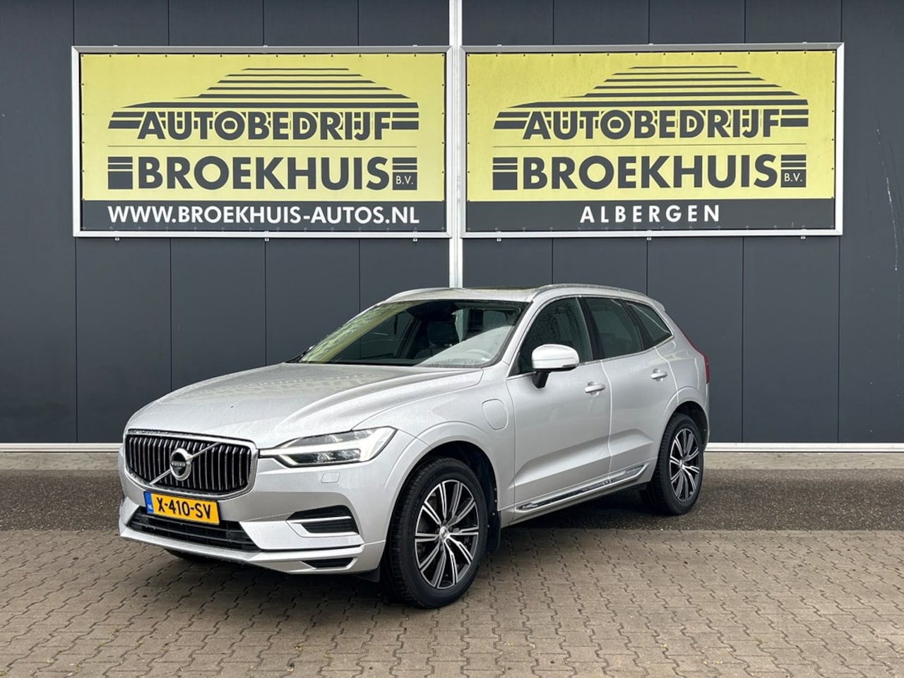 Volvo XC60 - 2.0 T8 Twin Engine AWD Inscription 2.0 T8 Twin Engine AWD Inscription - AutoWereld.nl