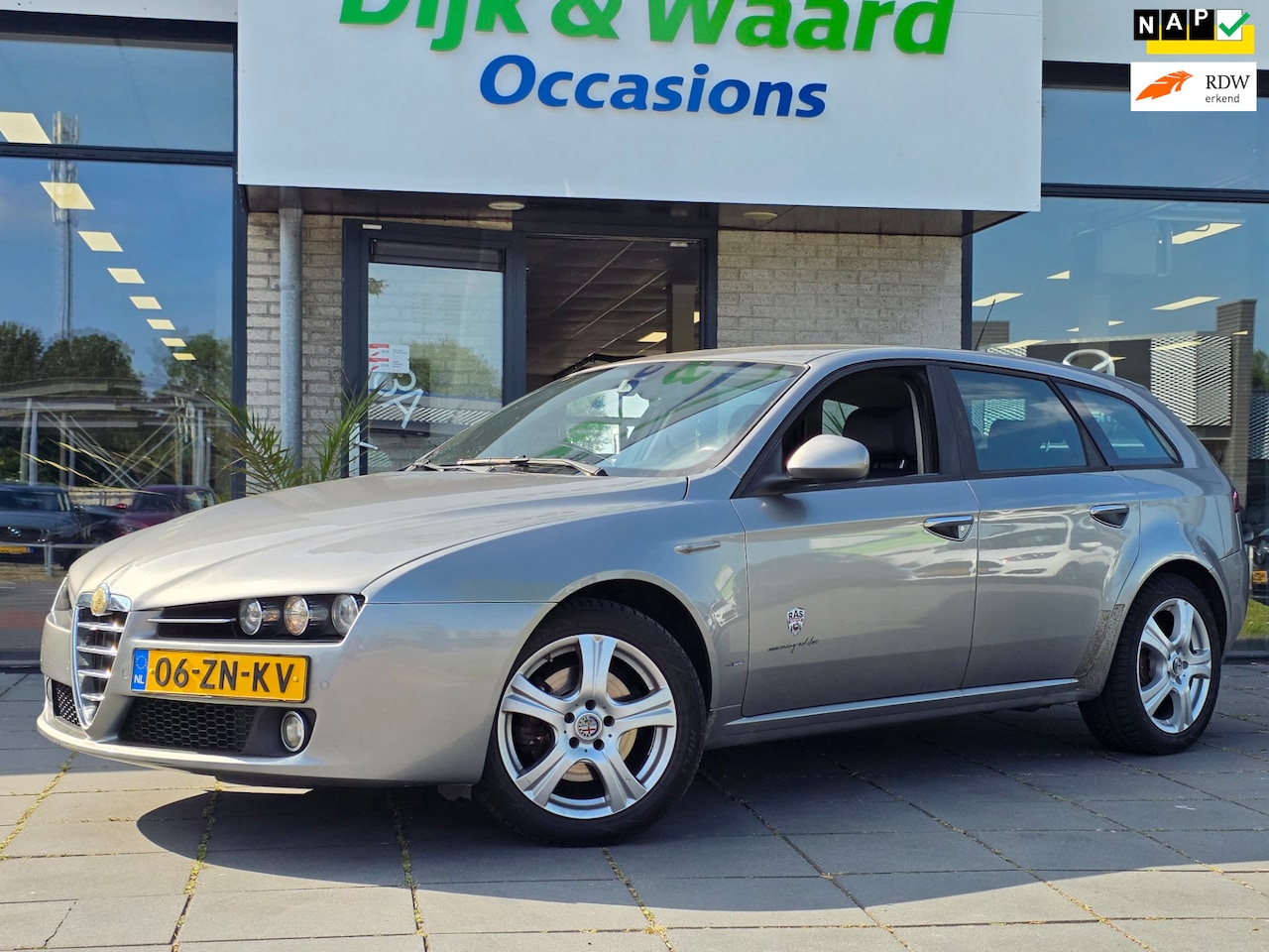 Alfa Romeo 159 Sportwagon - 1.8 mpi Distinctive – NAP – 140 PK – Airco – LM Velgen – - AutoWereld.nl