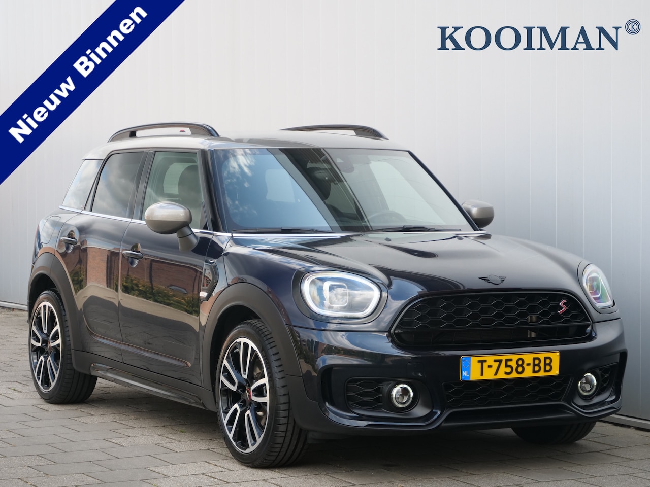 MINI Countryman - 2.0 Cooper S Rockingham GT Edition Headup display / Camera / 19 Inch / Sportstoelen - AutoWereld.nl