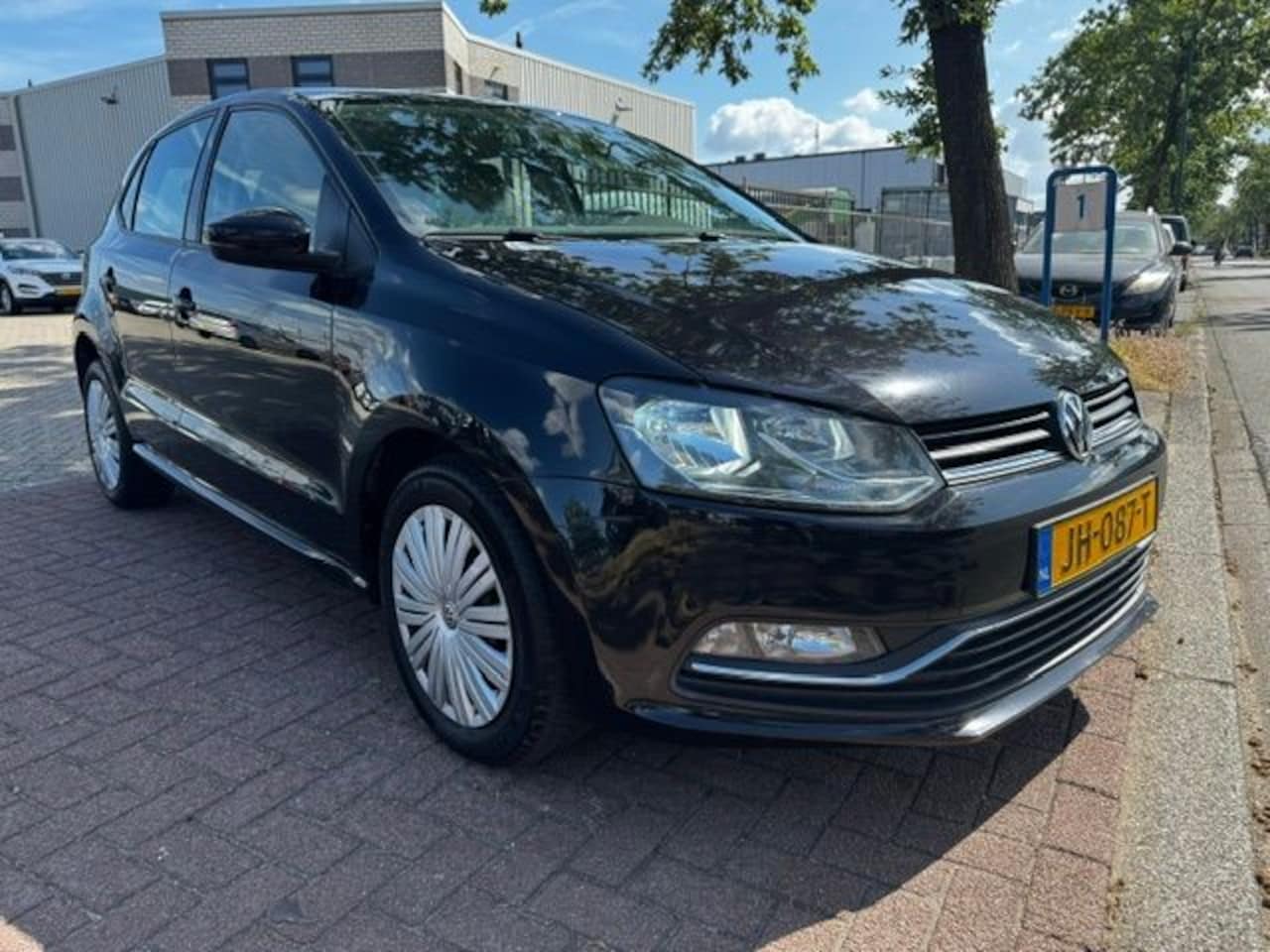 Volkswagen Polo - 1.4 TDI 5deurs Comfortline Euro 6 158.000km Airco,Cruisecontrol,Navigatie - AutoWereld.nl
