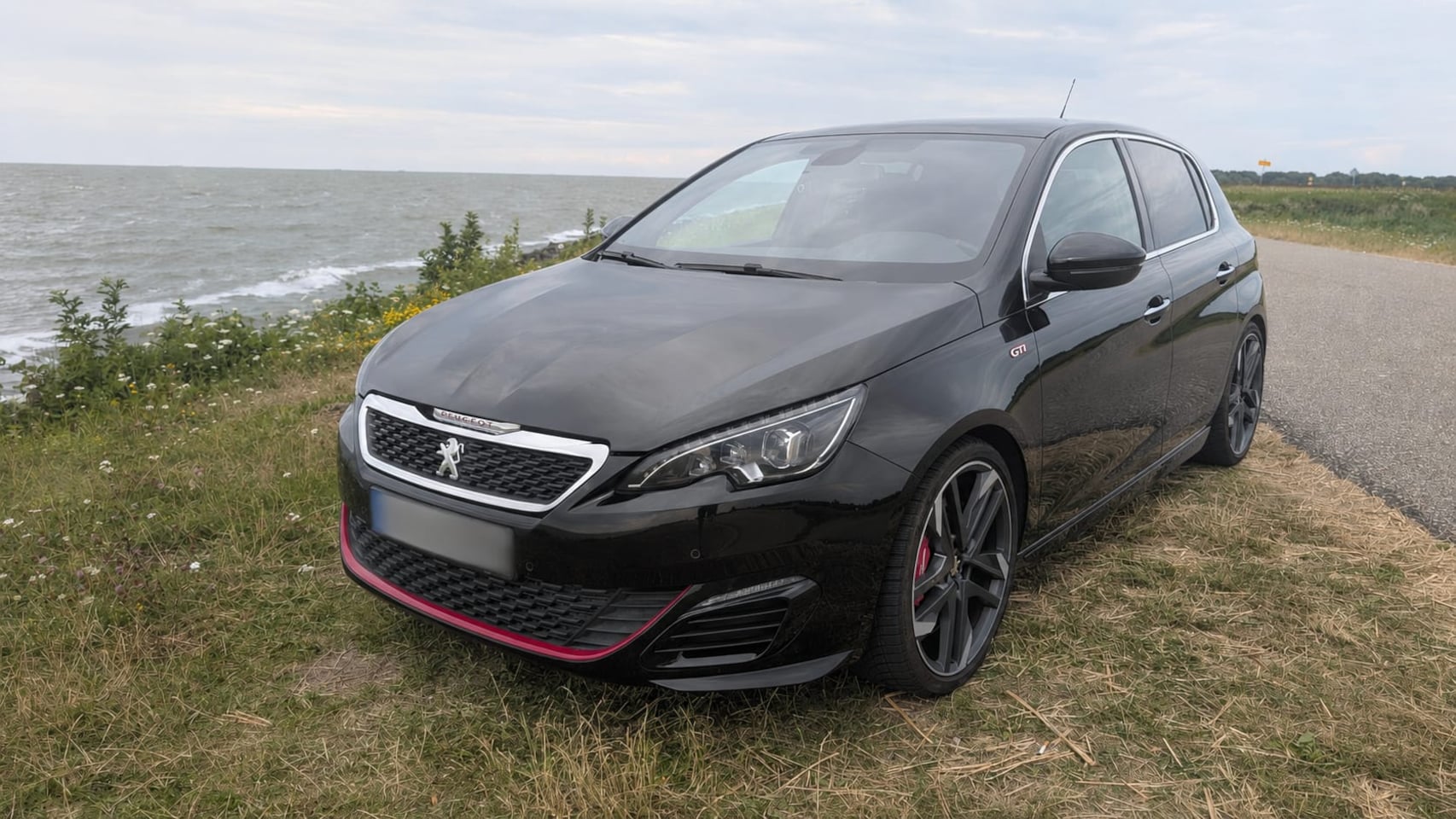 Peugeot 308 - 1.6 e-THP GTi 270 FULL option - AutoWereld.nl