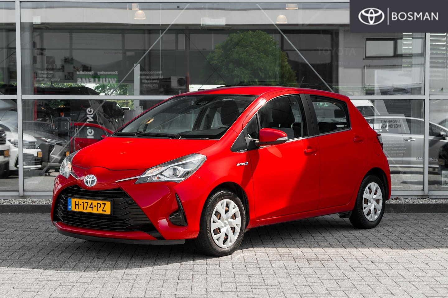 Toyota Yaris - 1.5 Hybrid Active 1.5 Hybrid Active - AutoWereld.nl