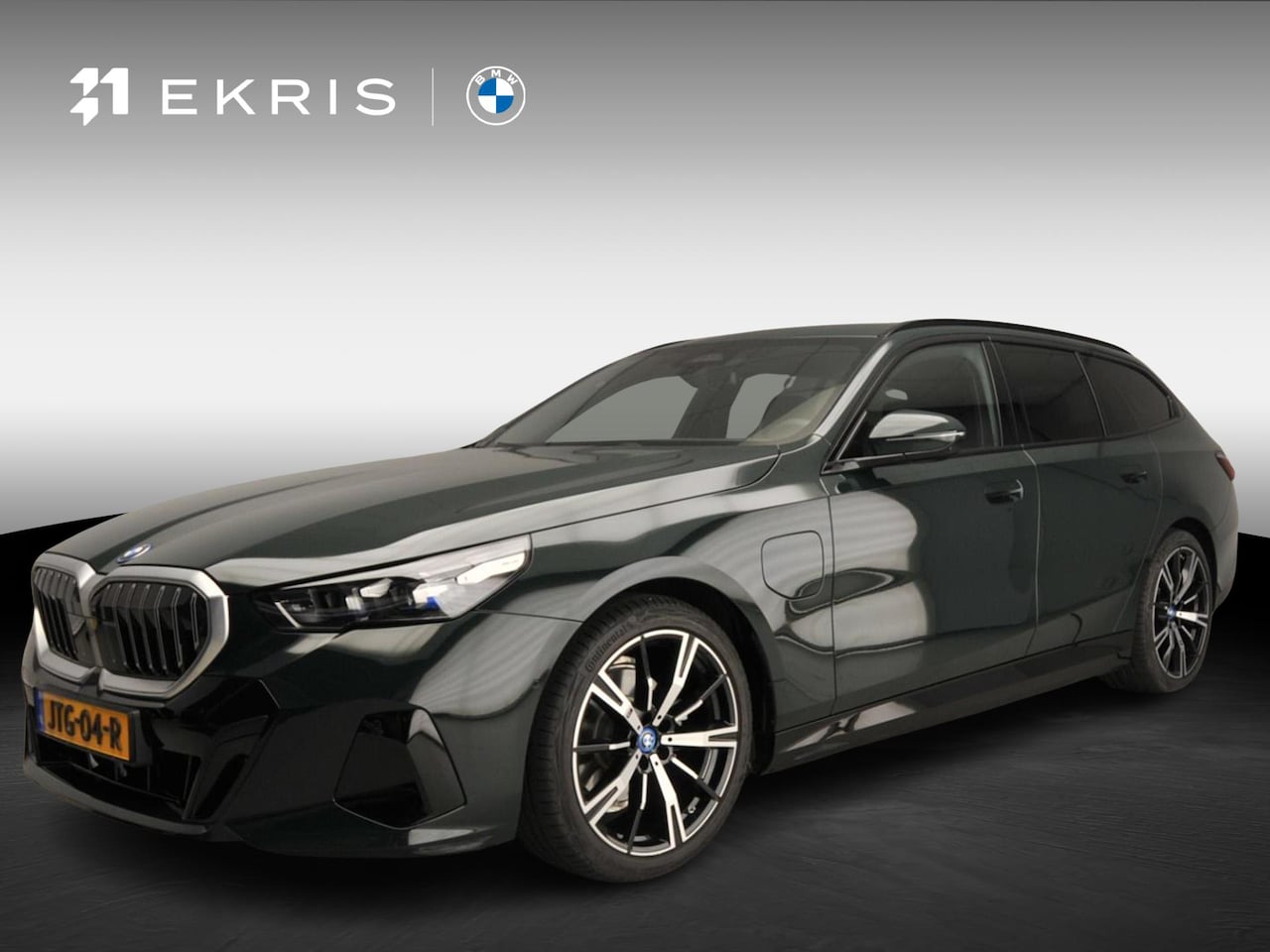 BMW 5-serie Touring - 530e | M-Sportpakket | Individual uitv. | LED | HUD | Active Cruise | Sportstoelen | Stoel - AutoWereld.nl