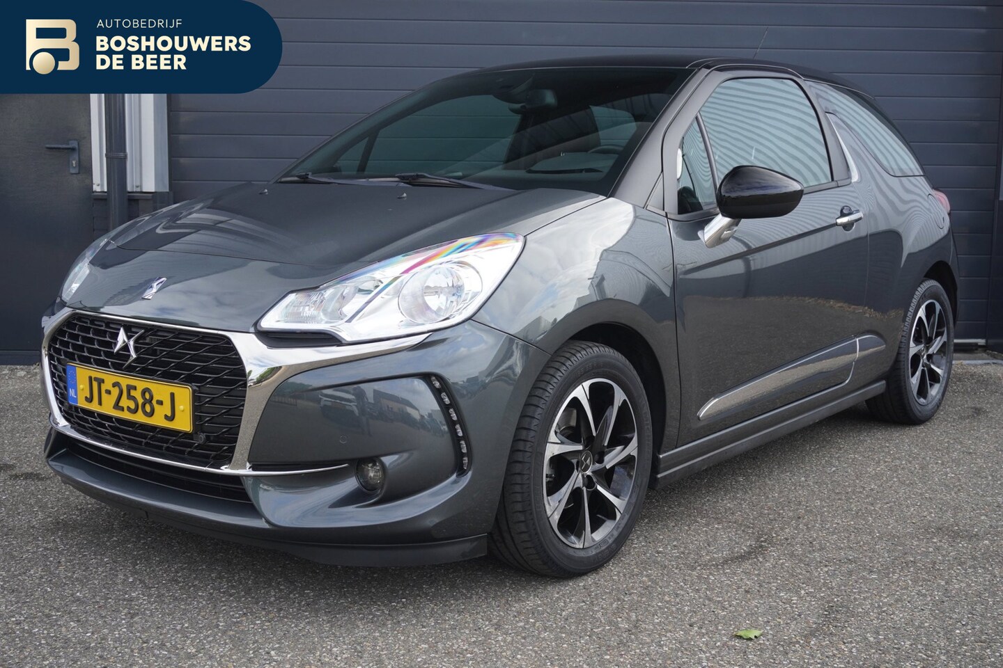 DS 3 - 1.2 PureTech So Chic | Navigatie | Camera | Climat | Carplay | Dealeronderhouden - AutoWereld.nl