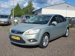 Ford Focus - 1.6 Ghia
