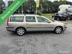 Volvo V70 - 2.4i Comfort Line NW apk