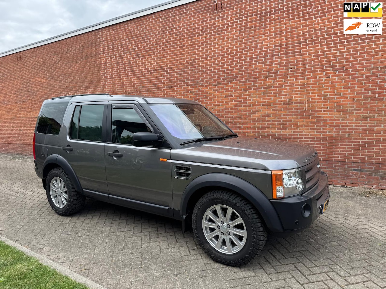 Land Rover Discovery - 2.7 TdV6 HSE Leder Navi Pano Xenon 7persoons - AutoWereld.nl