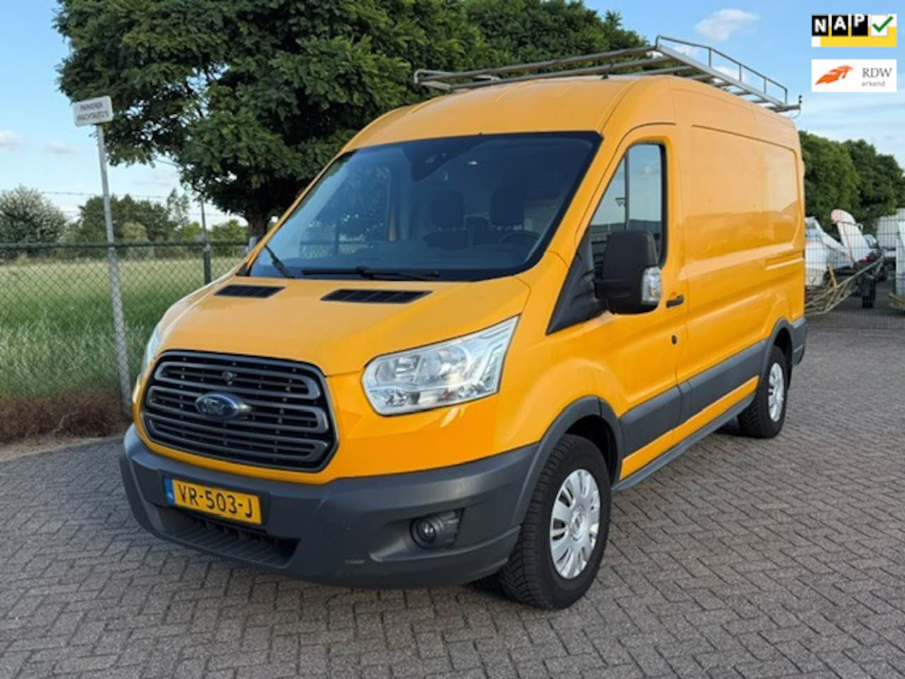 Ford Transit - 350 2.2 TDCI L2H2 Trend APK 05-04-2027 - AutoWereld.nl