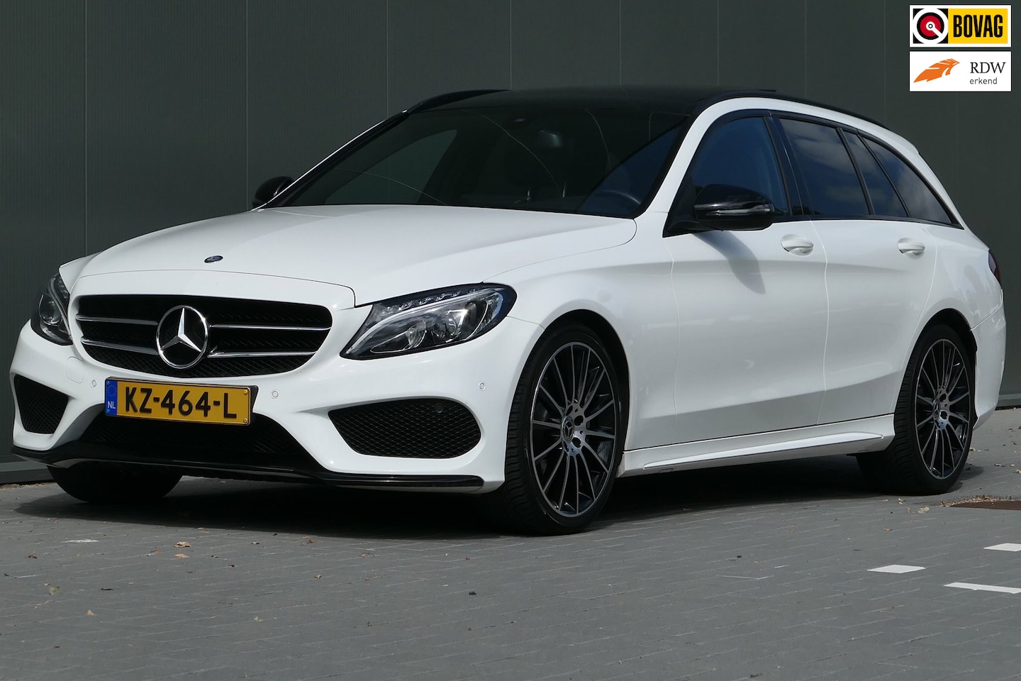 Mercedes-Benz C-klasse Estate - 180 AMG pakket NAP Panorama Burmester - AutoWereld.nl